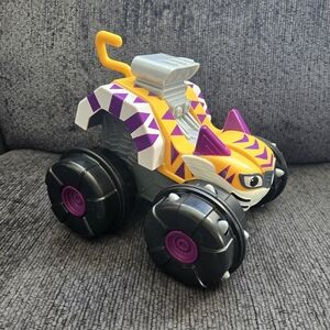  Blaze and the Monster Machines Super Tiger Claws Stripe 2016 Mattel